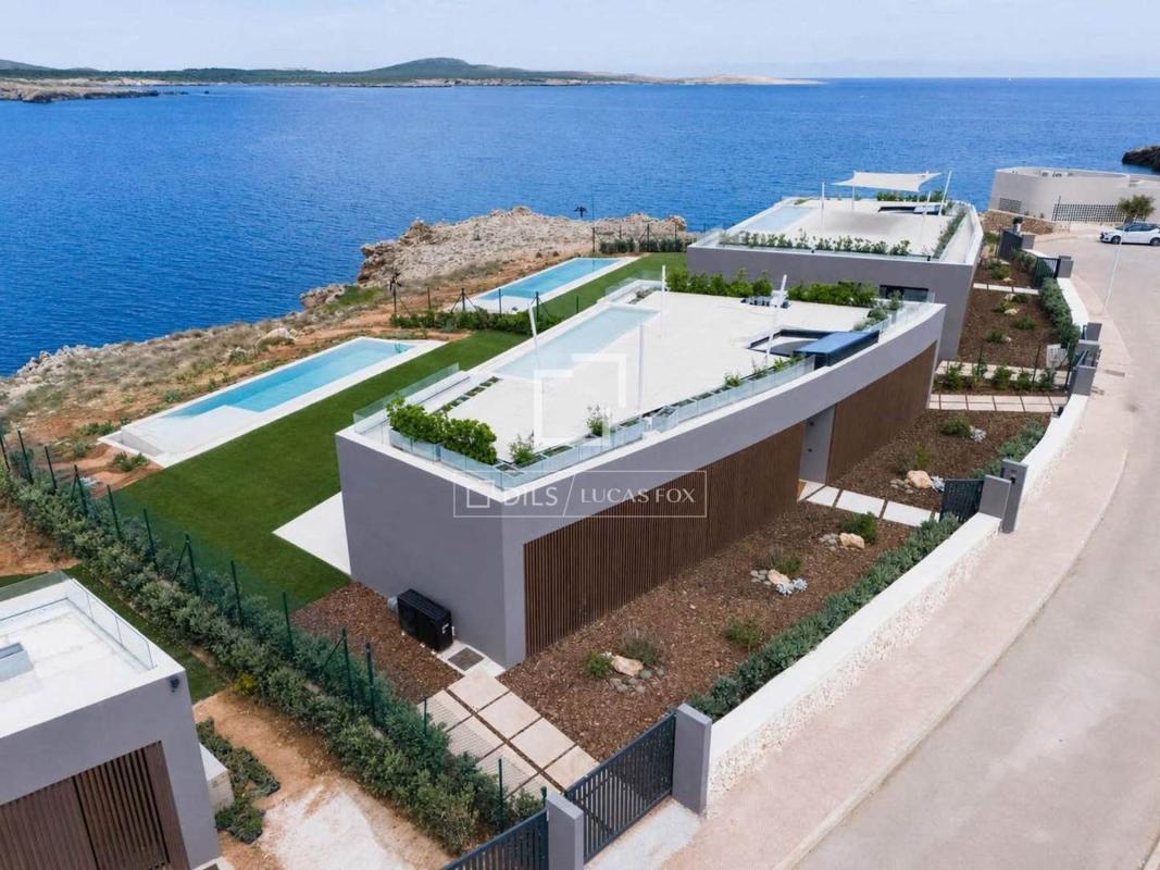 New construction Infinity Cliff in Es Mercadal photo 5