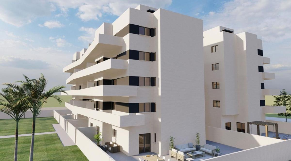 Venta de piso en Piso en Calle Diego de Mazariego, 2, Nuevo Hospital, Ciudad Real, Ciudad Real
photo 3