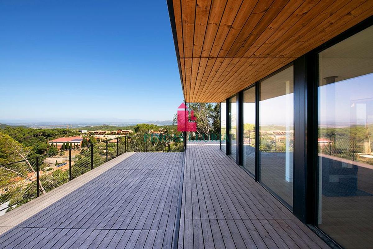 New construction Vivienda Bioclimática de Autor in Begur photo 4