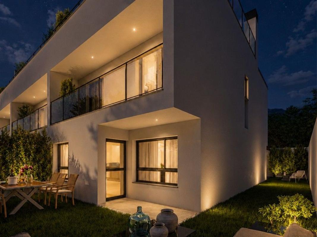 Venta de chalet adosado en  Calle Miel de la Alcarria, 51, Los Valles-Sanz Vázquez-El Fuerte, Guadalajara , Guadalajara photo 5