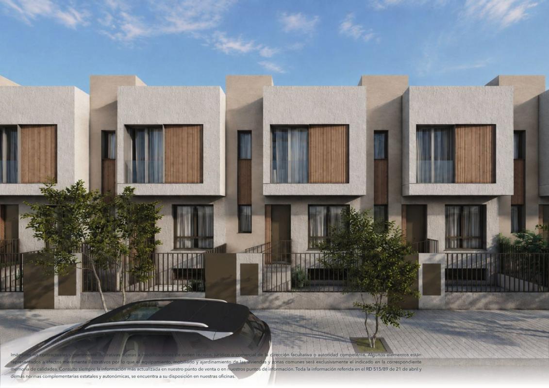 Sale of townhouse in Calle Río Pisuerga, 46, Marismas del Polvorín, Huelva , Huelva photo 2