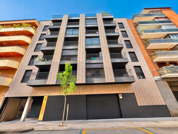 Дуплекс на продажу в Dúplex en Calle Doctor Combelles, 42, 44, Universitat, Lleida, Лейда thumbnail 1