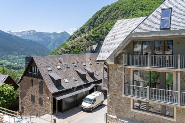 Chalet pareado en Camino Pessola ag Bagergue, 17, Bagergue thumbnail 1