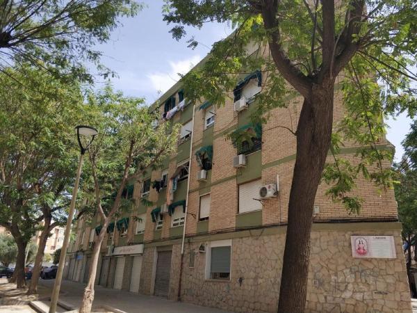 Продажа квартиры на Piso en Calle Miguel Servet, 12, Las Trescientas - San Francisco, Elda, Эльда
photo 1