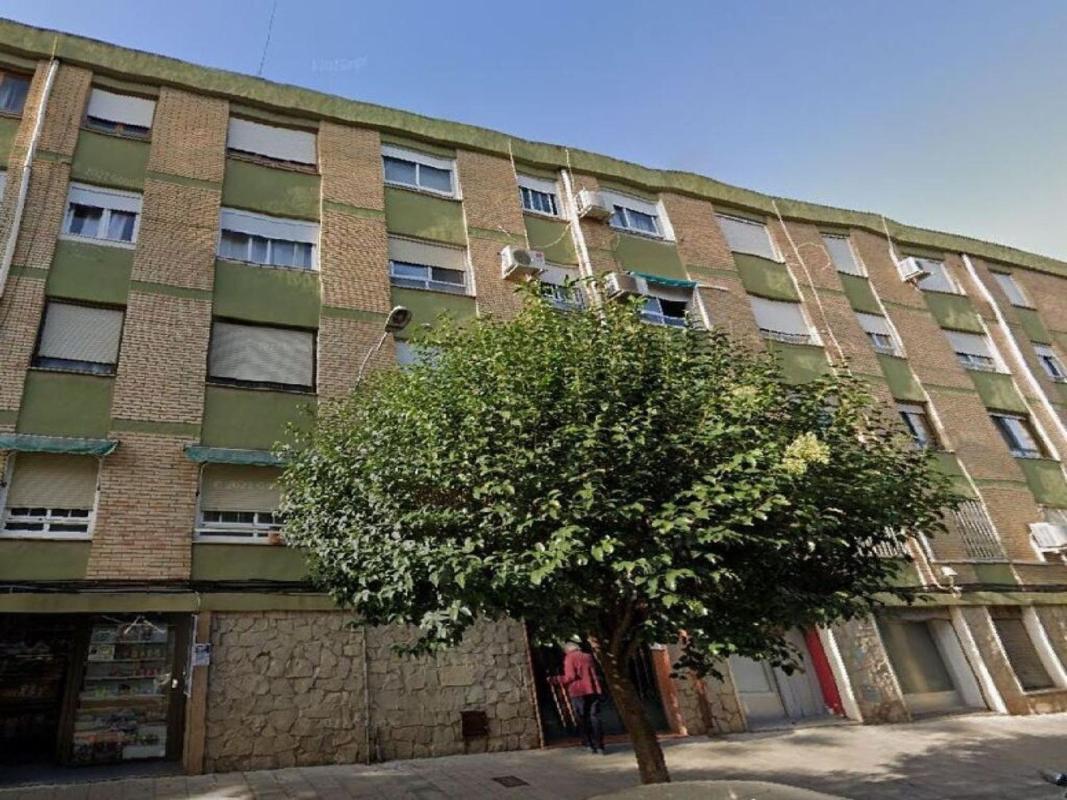 Sprzedaż mieszkania w Piso en Calle Miguel Servet, 12, Las Trescientas - San Francisco, Elda, Elda
 photo 2