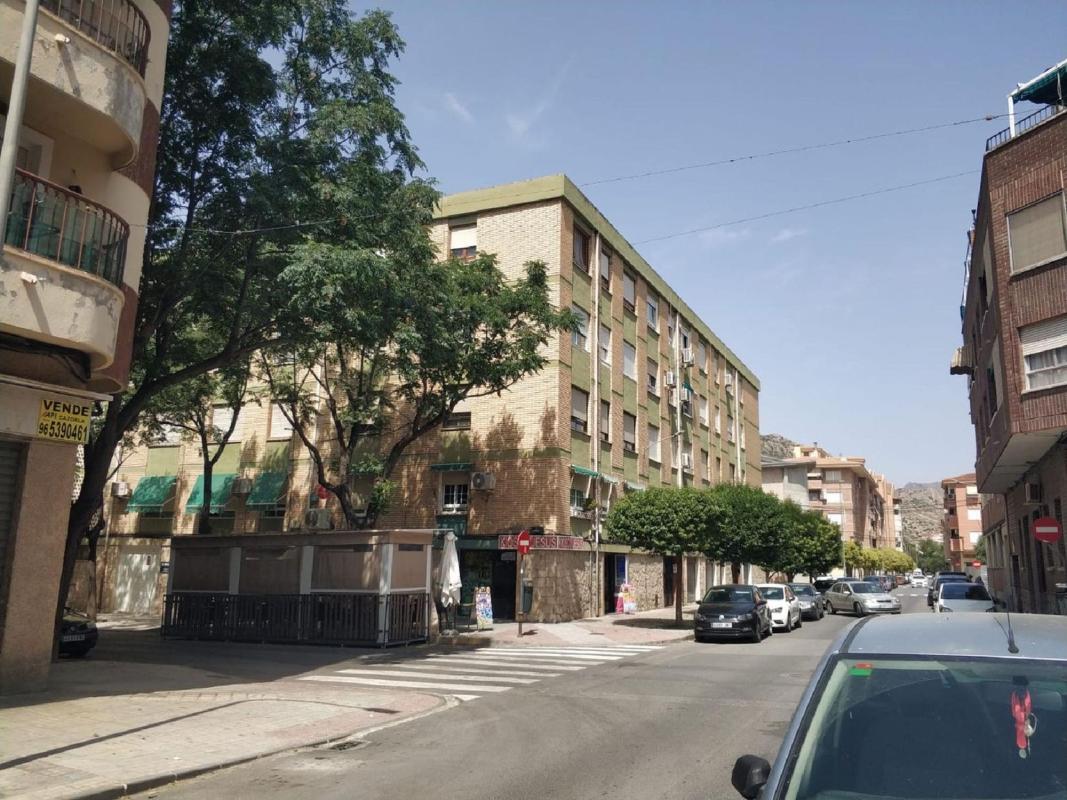 Sprzedaż mieszkania w Piso en Calle Miguel Servet, 12, Las Trescientas - San Francisco, Elda, Elda
 photo 3