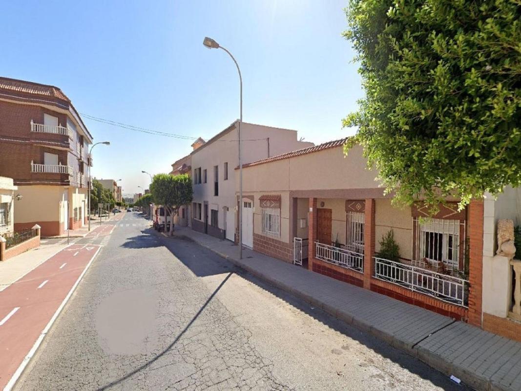 Venta de chalet independiente en Casa o chalet en Calle García Lorca, 22 -28, Ejido sur, El Ejido, El Ejido
photo 2
