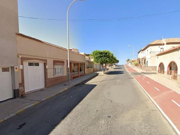 Chalet wolnostojący na sprzedaż w Casa o chalet en Calle García Lorca, 22 -28, Ejido sur, El Ejido, El Ejido thumbnail 2