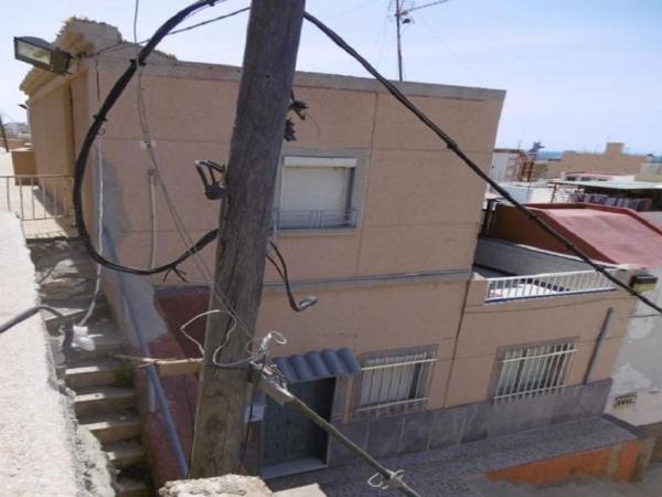 Chalet independiente en venta en Casa o chalet en Calle Duda, 10, Centro, Almería, Almería
photo 1
