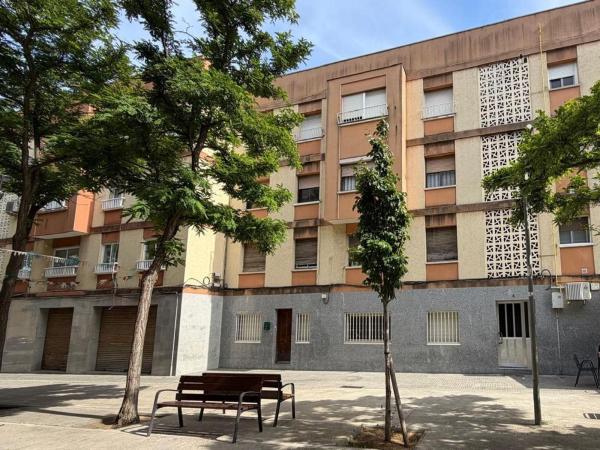 Sprzedaż mieszkania w Piso en Casablanca, Sant Boi de Llobregat, Sant Boi de Llobregat
thumbnail 1