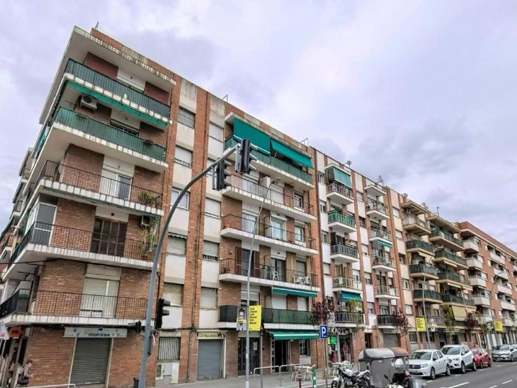Продажа квартиры на Piso en Calle de Girona, 187, L'Hostal - Lledoner, Granollers, Гранольерс
photo 2