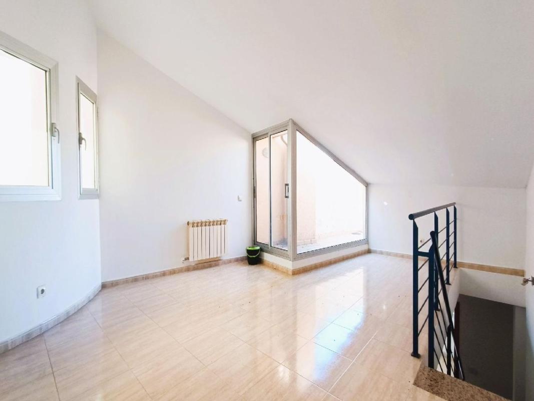 Venta de piso en Piso en Calle de Casetes, 4, La Roca del Vallès, La Roca del Vallès
photo 2