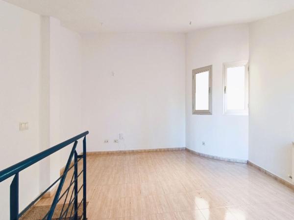 Sprzedaż mieszkania w Piso en Calle de Casetes, 4, La Roca del Vallès, La Roca del Vallès
 photo 4