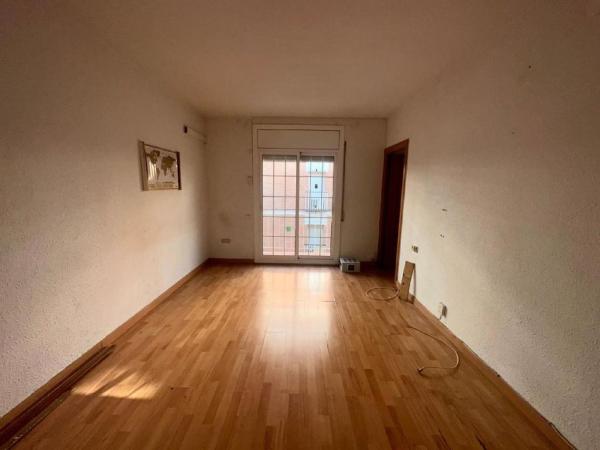 Продажа квартиры на Piso en Riera Alta - Llatí, Santa Coloma de Gramenet, Санта-Колома-де-Граменет
photo 1