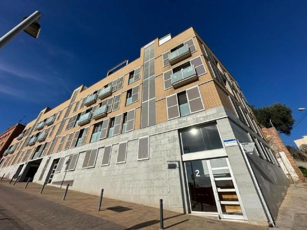 Sprzedaż mieszkania w Piso en Calle de Rafael Julià i Rosés, 2, Centre - Casco Antiguo, Sant Boi de Llobregat, Sant Boi de Llobregat
photo 1
