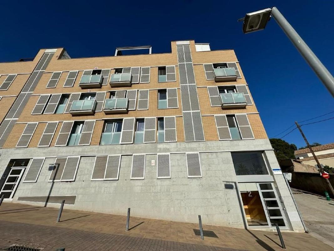 Venta de piso en Piso en Calle de Rafael Julià i Rosés, 2, Centre - Casco Antiguo, Sant Boi de Llobregat, Sant Boi de Llobregat
 photo 2