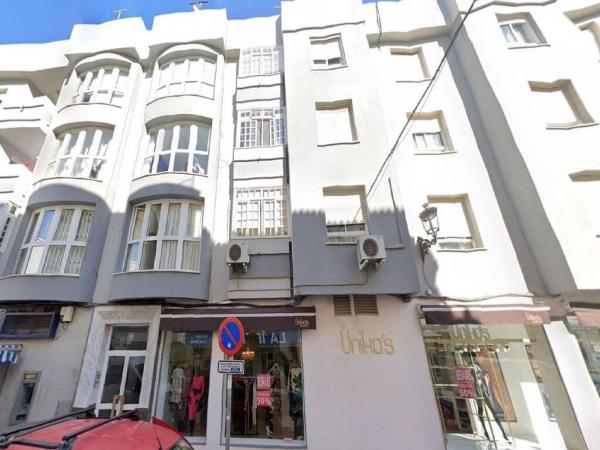 Продажа квартиры на Piso en Calle Jardines, 13, Centro-San Felipe-Huerta Fava, La Linea de la Concepcion, Ла Линеа де ла Консепсьон
thumbnail 1