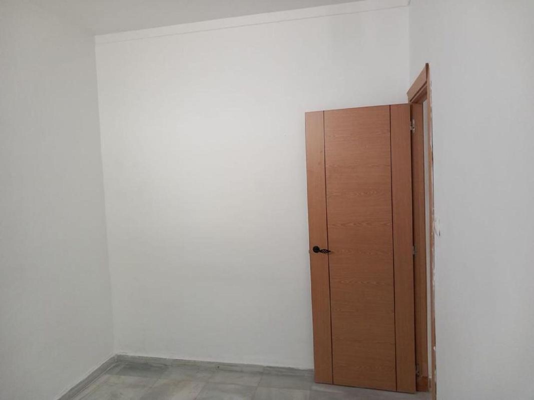 Продажа квартиры на Piso en El Juncal - Vallealto, El Puerto de Santa María, Эль-Пуэрто-де-Санта-Мария
photo 5