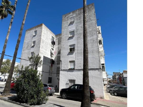 Продажа квартиры на Piso en Calle Maracaibo, 3, Carretera de Sanlúcar-Sudamérica, El Puerto de Santa María, Эль-Пуэрто-де-Санта-Мария
photo 1