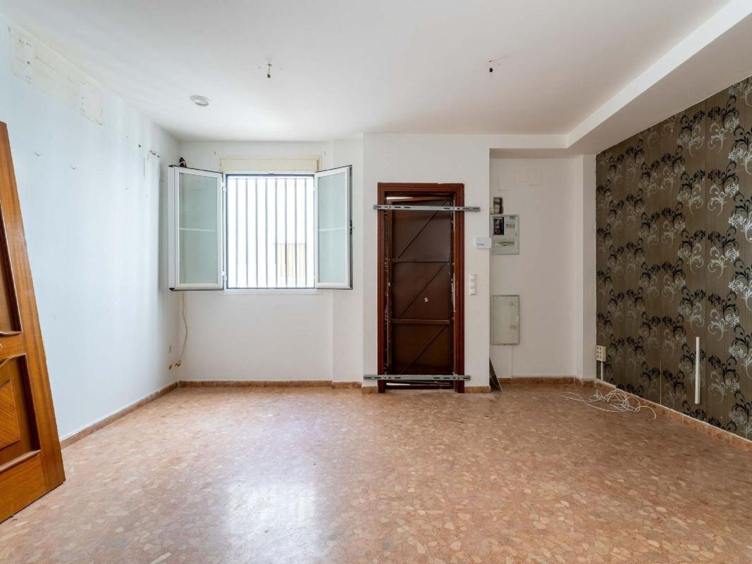 Sprzedaż mieszkania w Piso en Centro, Lucena, Lusenia
photo 3
