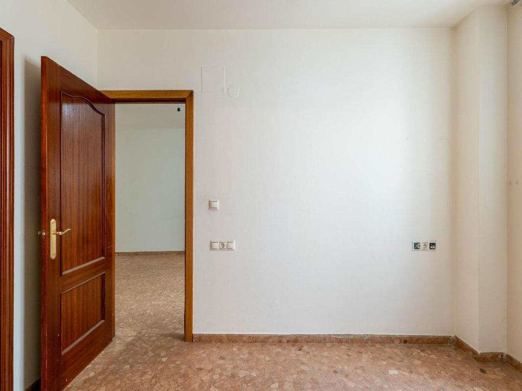 Sprzedaż mieszkania w Piso en Centro, Lucena, Lusenia
photo 5