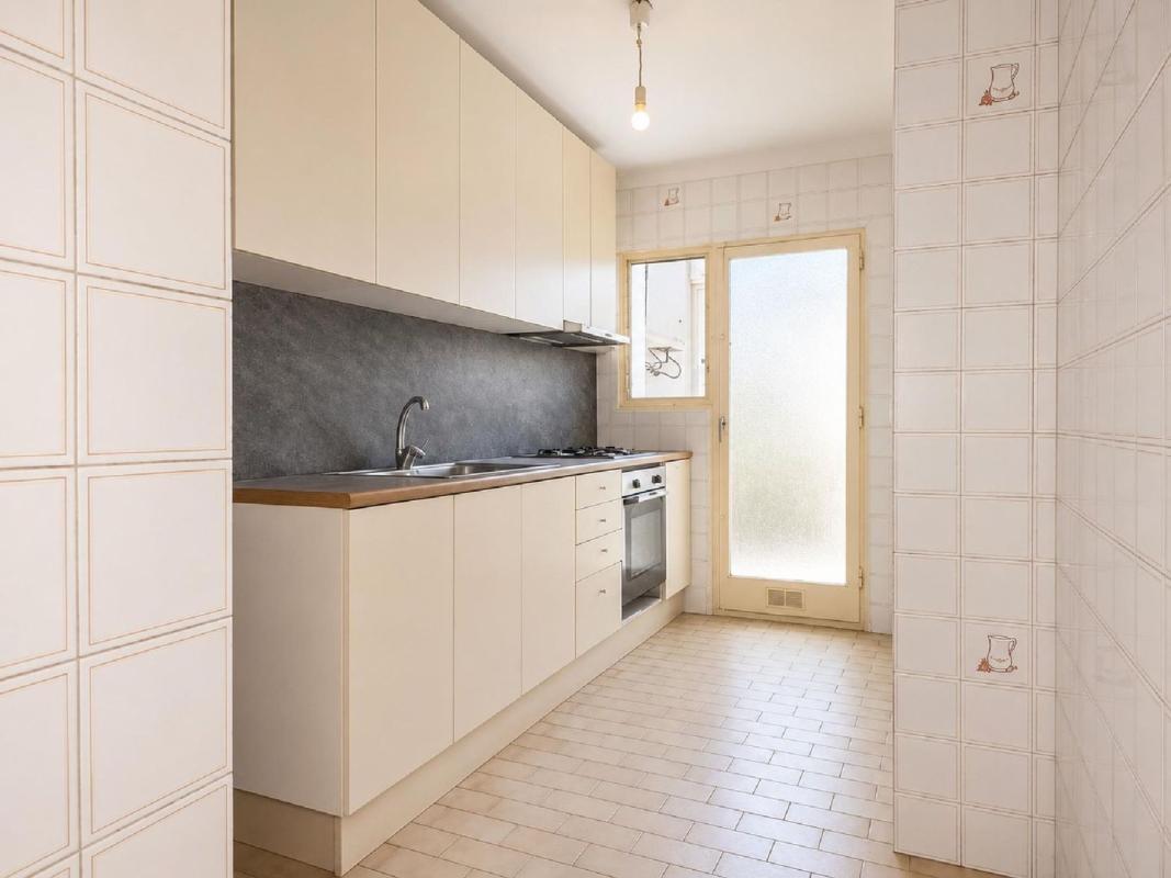 Sale of apartment in Piso en Marca del Ham - Vilatenim, Figueres, Figueres
photo 2