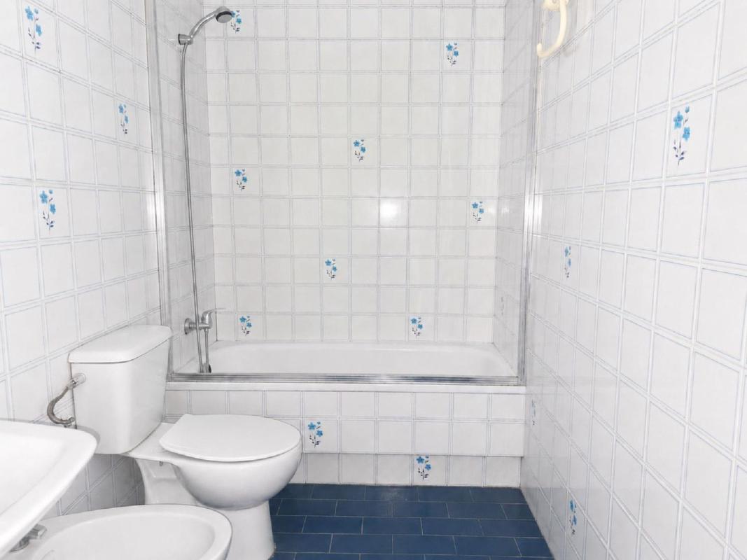 Sale of apartment in Piso en Marca del Ham - Vilatenim, Figueres, Figueres
photo 3