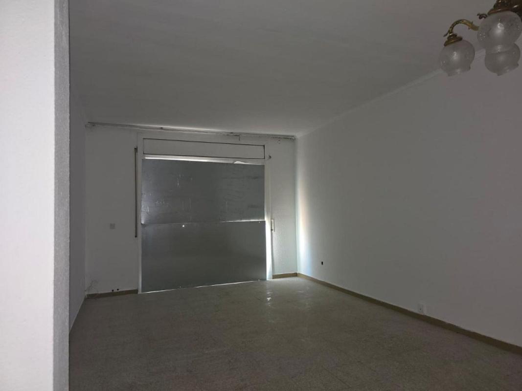 Sale of apartment in Piso en Marca del Ham - Vilatenim, Figueres, Figueres
photo 4