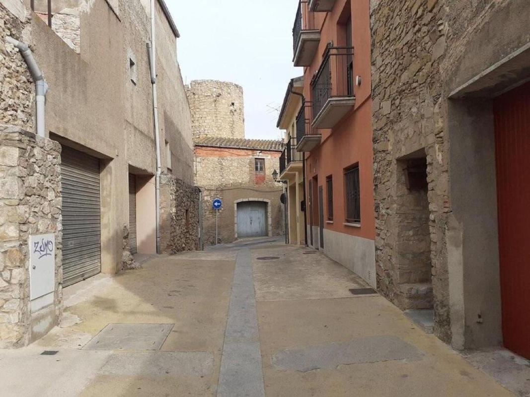Продажа квартиры на Piso en Casco, Torroella de Montgrí, Торроэлья-де-Монтгри
photo 3