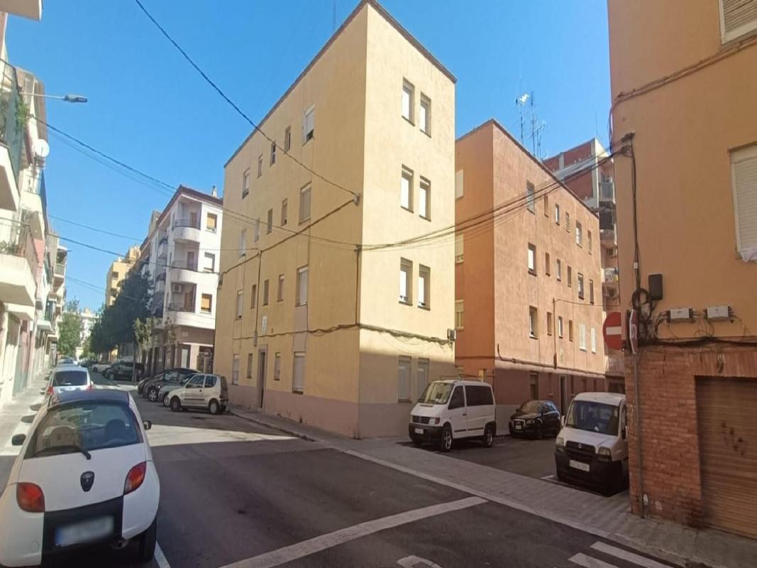 Sprzedaż mieszkania w Piso en Poblenou - L'Oliva Gran, Figueres, Figueres
photo 1