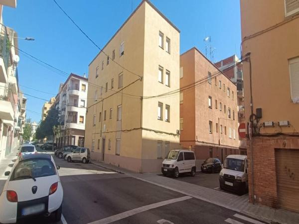 Venta de piso en Piso en Poblenou - L'Oliva Gran, Figueres, Figueres
photo 1