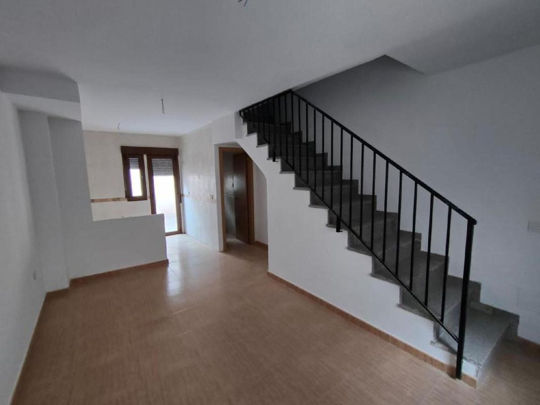 Venta de piso en Piso en La Calahorra, La Calahorra
photo 1
