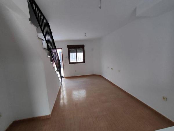 Venta de piso en Piso en La Calahorra, La Calahorra
thumbnail 1