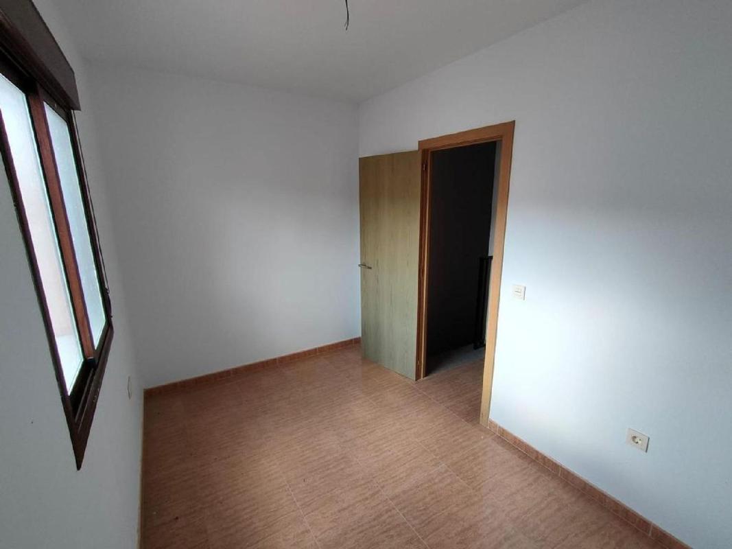 Venta de piso en Piso en La Calahorra, La Calahorra
photo 5