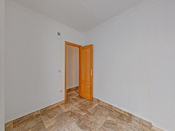 Venta de piso en Piso en Colomera, Colomera
thumbnail 1
