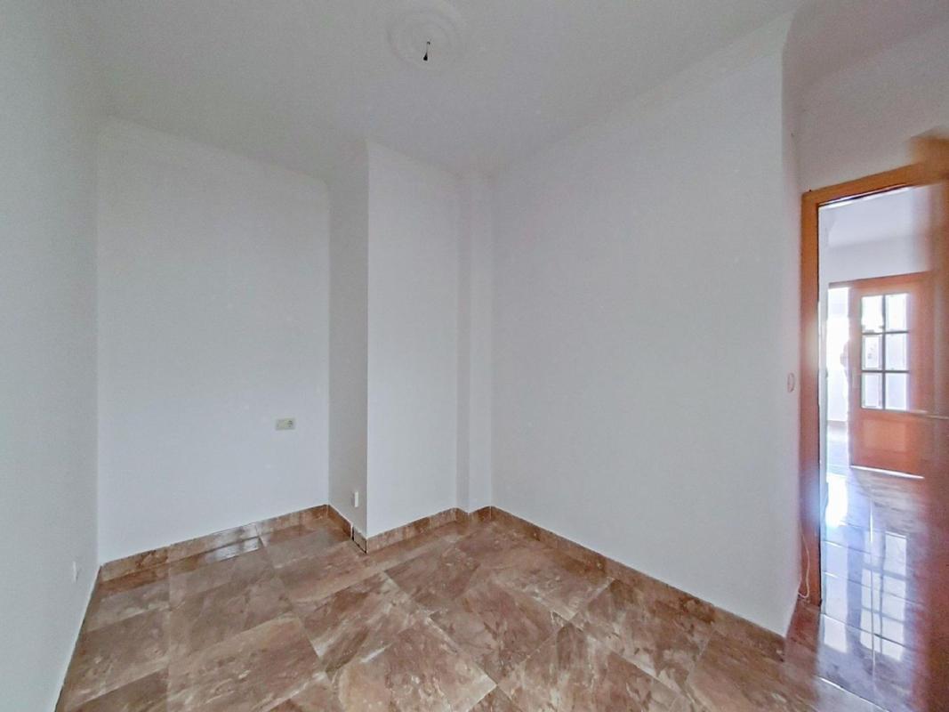 Venta de piso en Piso en Colomera, Colomera
photo 4