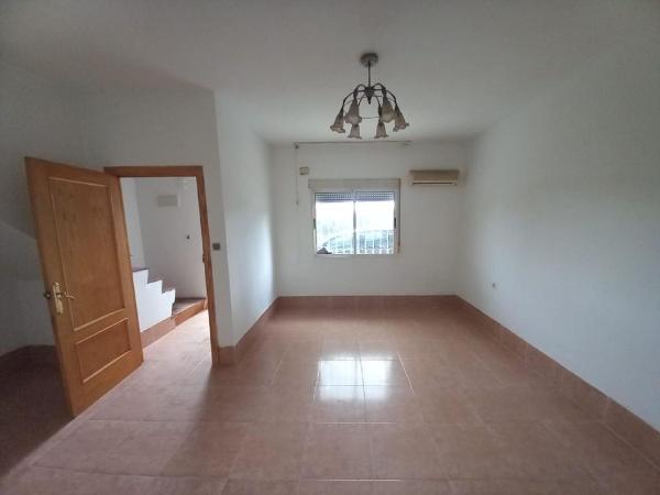 Independent chalet for sale in Casa o chalet en La Paz-Las Américas, Linares, Linares
photo 1