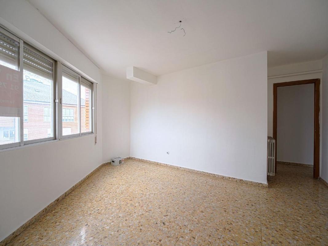 Venta de piso en Piso en Flores de Sil, Ponferrada, Ponferrada
 photo 3