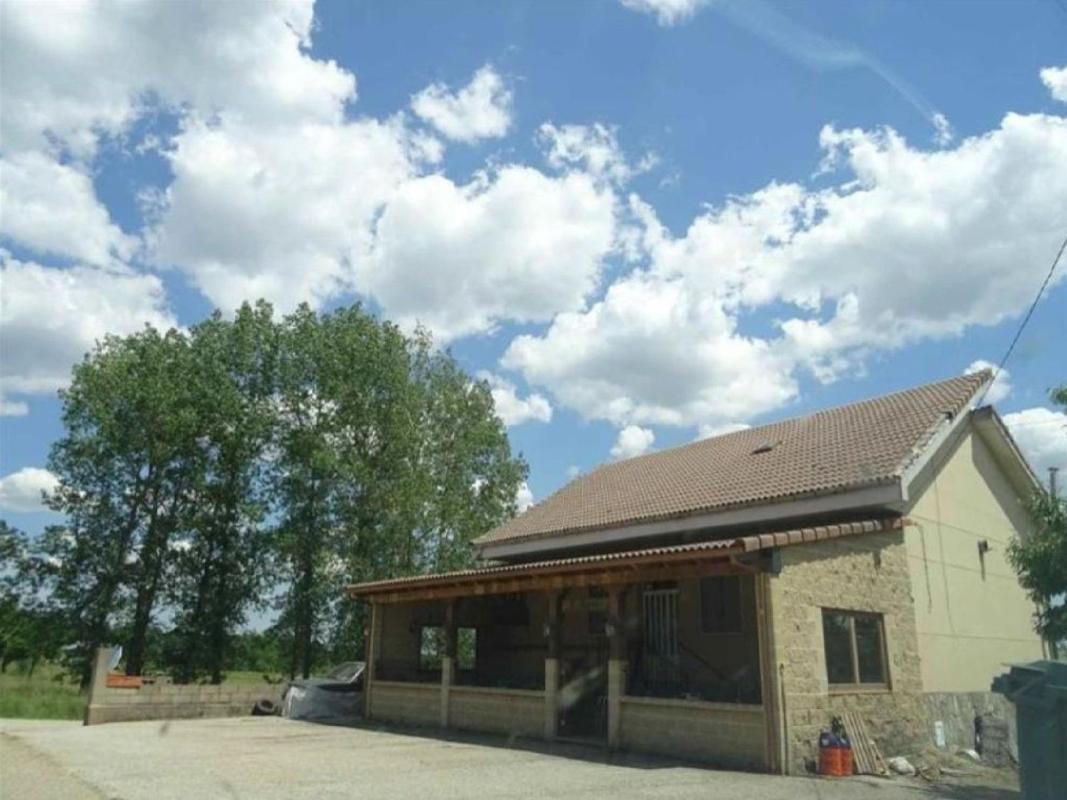 Продажа отдельного шале в Casa o chalet en Carretera Brañuelas VI, 18 -32, Villagaton, Виллагатон photo 5