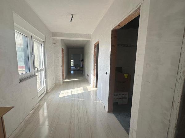 Sale of flat in Piso en Villalba, Villalba
photo 1