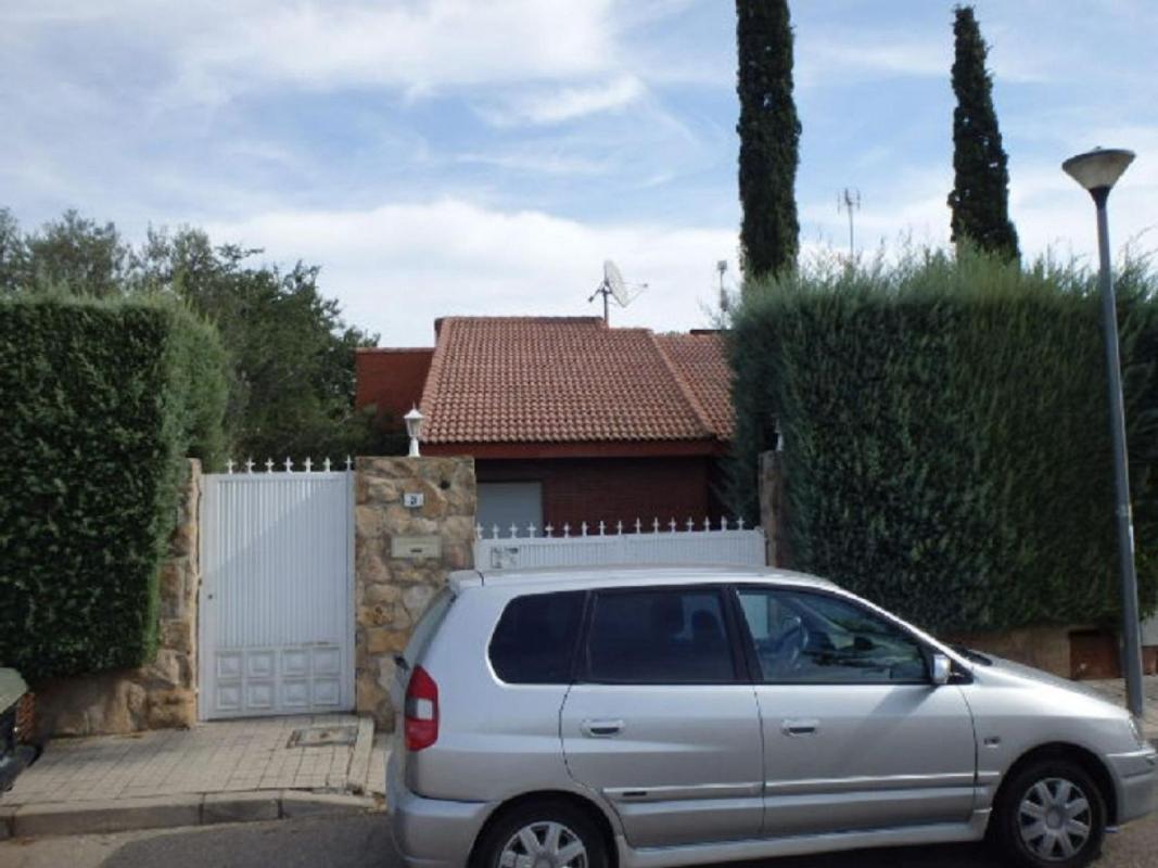 Sale of independent chalet in Casa o chalet en Calle Aries, 3, Valdeolmos-Alalpardo, Valdeolmos-Alalpardo
photo 1