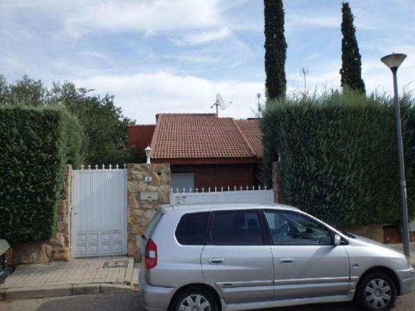 Частный шале на продаже в Casa o chalet en Calle Aries, 3, Valdeolmos-Alalpardo, Вальдеольмос-Алапардо photo 1
