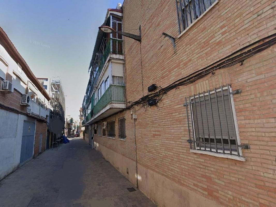 Venta de piso en Piso en Calle Virgen del Rocío, 17, Calle Pinto-San Roque, Parla, Parla
photo 3
