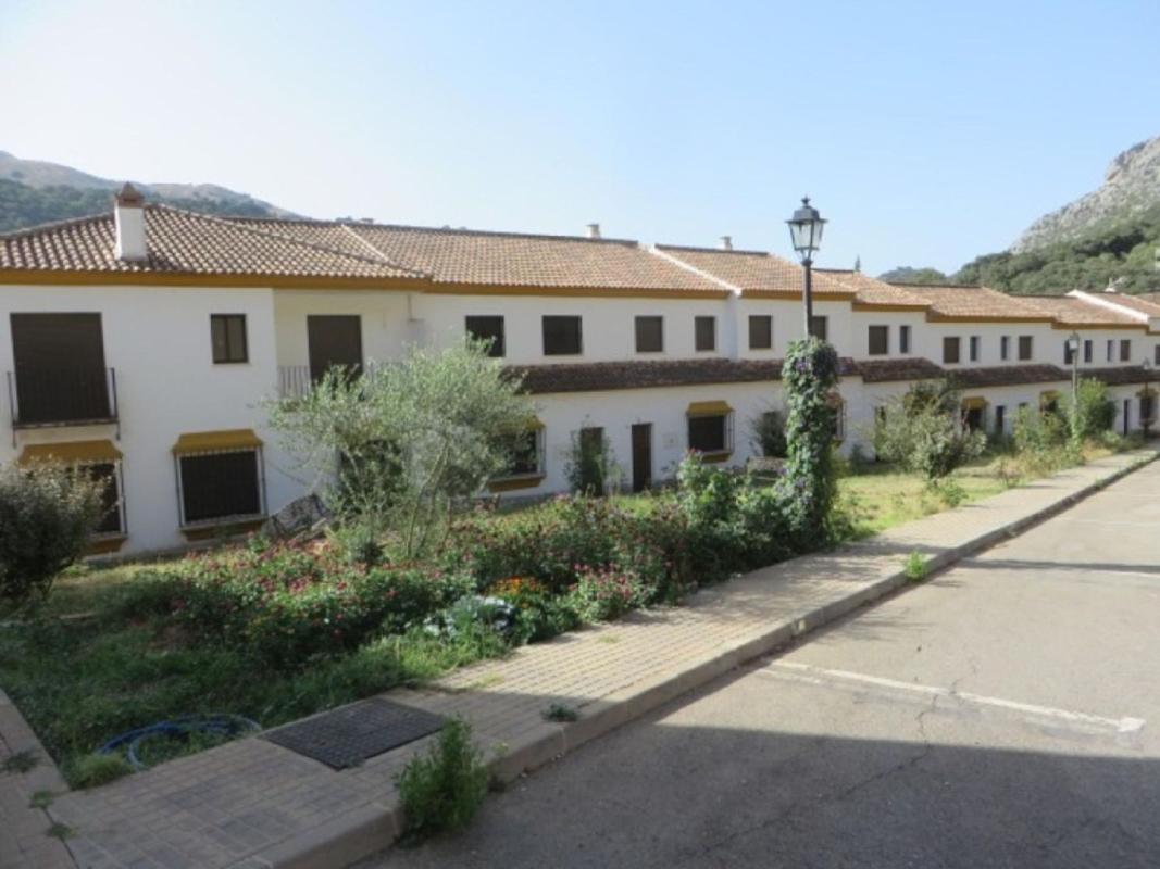 Sprzedaż niezależnego domku jednorodzinnego w Casa o chalet en Ma-8400, 3, Benaojan, Benaoján photo 1