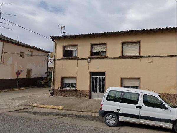 Chalet independiente en venta en Casa o chalet en Cuesta de la Cruz, 1, Cadreita, Cadreita
photo 1