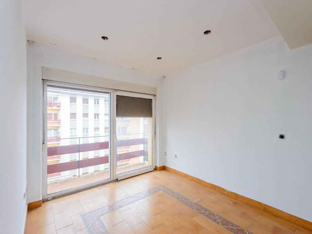 Продажа квартиры на Piso en La Pola Siero, Siero, Сьеро
photo 1