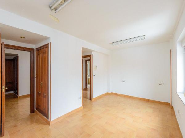 Sale of flat in Piso en La Pola Siero, Siero, Siero
thumbnail 1