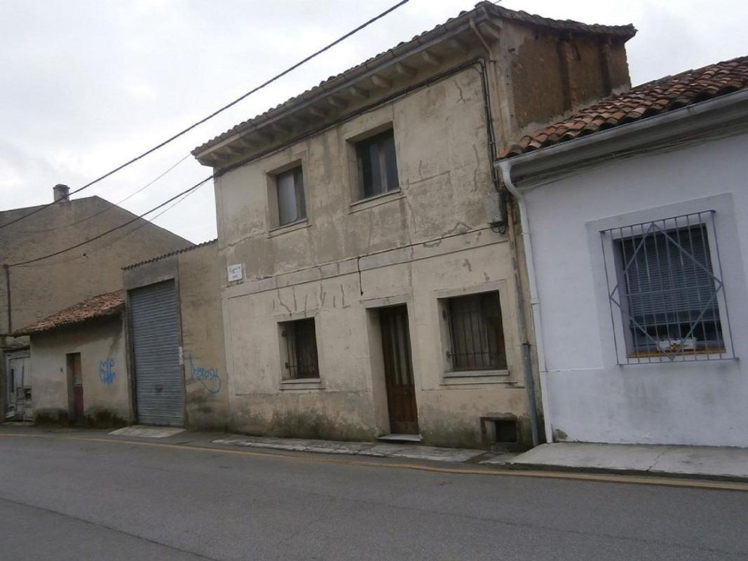 Sale of independent chalet in Casa o chalet en La Pola Siero, Siero, Siero
photo 1