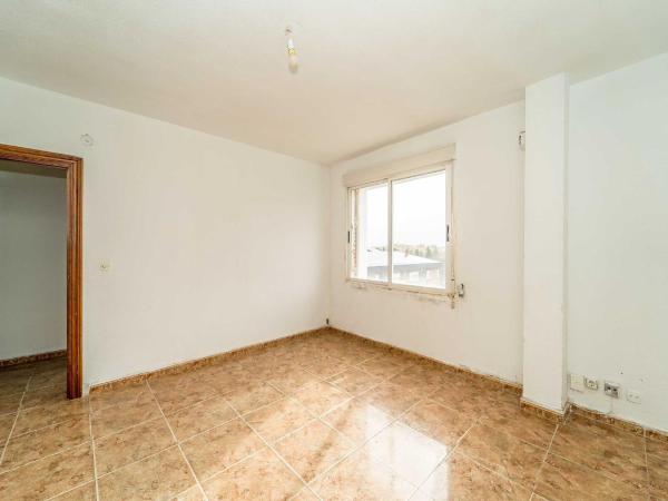 Venta de piso en Piso en Pan y Guindas, Palencia, Palencia
photo 1