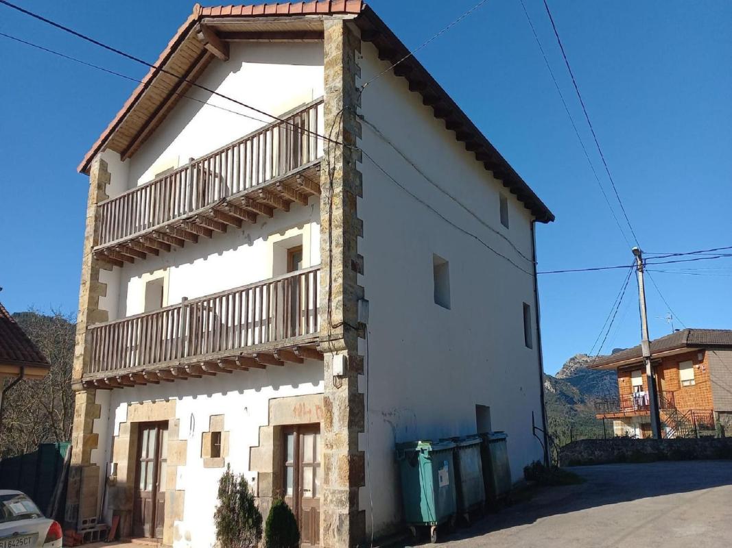 Sale of independent chalet in Casa o chalet en Guriezo, Guriezo
photo 1
